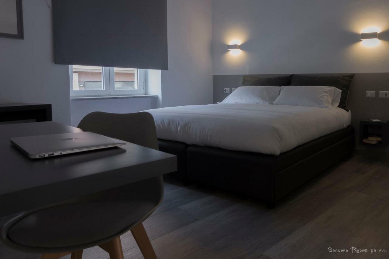 Sarzana'S Rooms Εξωτερικό φωτογραφία