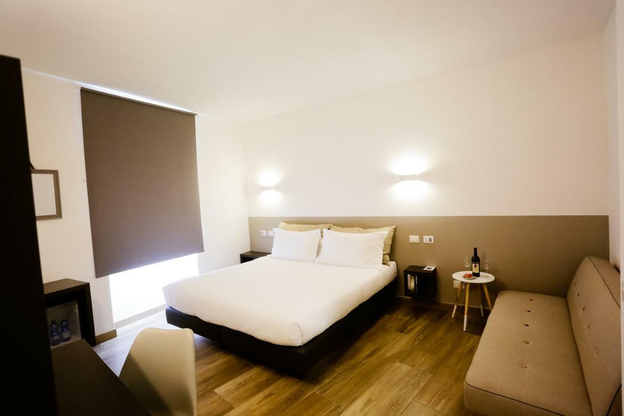 Sarzana'S Rooms Εξωτερικό φωτογραφία