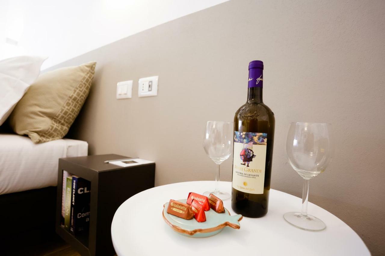 Sarzana'S Rooms Εξωτερικό φωτογραφία